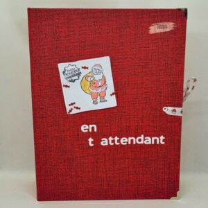 Calendrier de l’avent grand livre rouge et blanc artisanal fermé